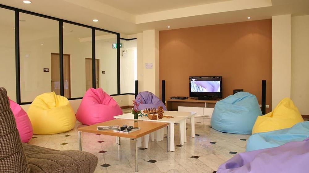Imm Hotel Thaphae Чиангмай Экстерьер фото