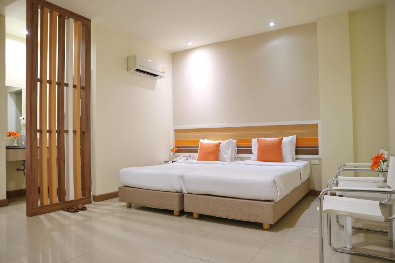 Imm Hotel Thaphae Чиангмай Экстерьер фото