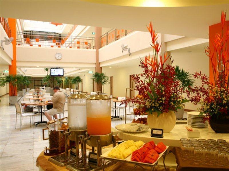Imm Hotel Thaphae Чиангмай Экстерьер фото