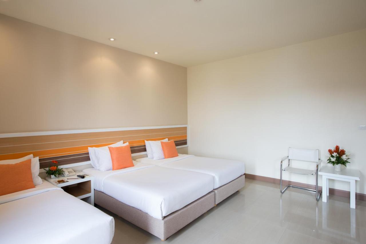 Imm Hotel Thaphae Чиангмай Экстерьер фото