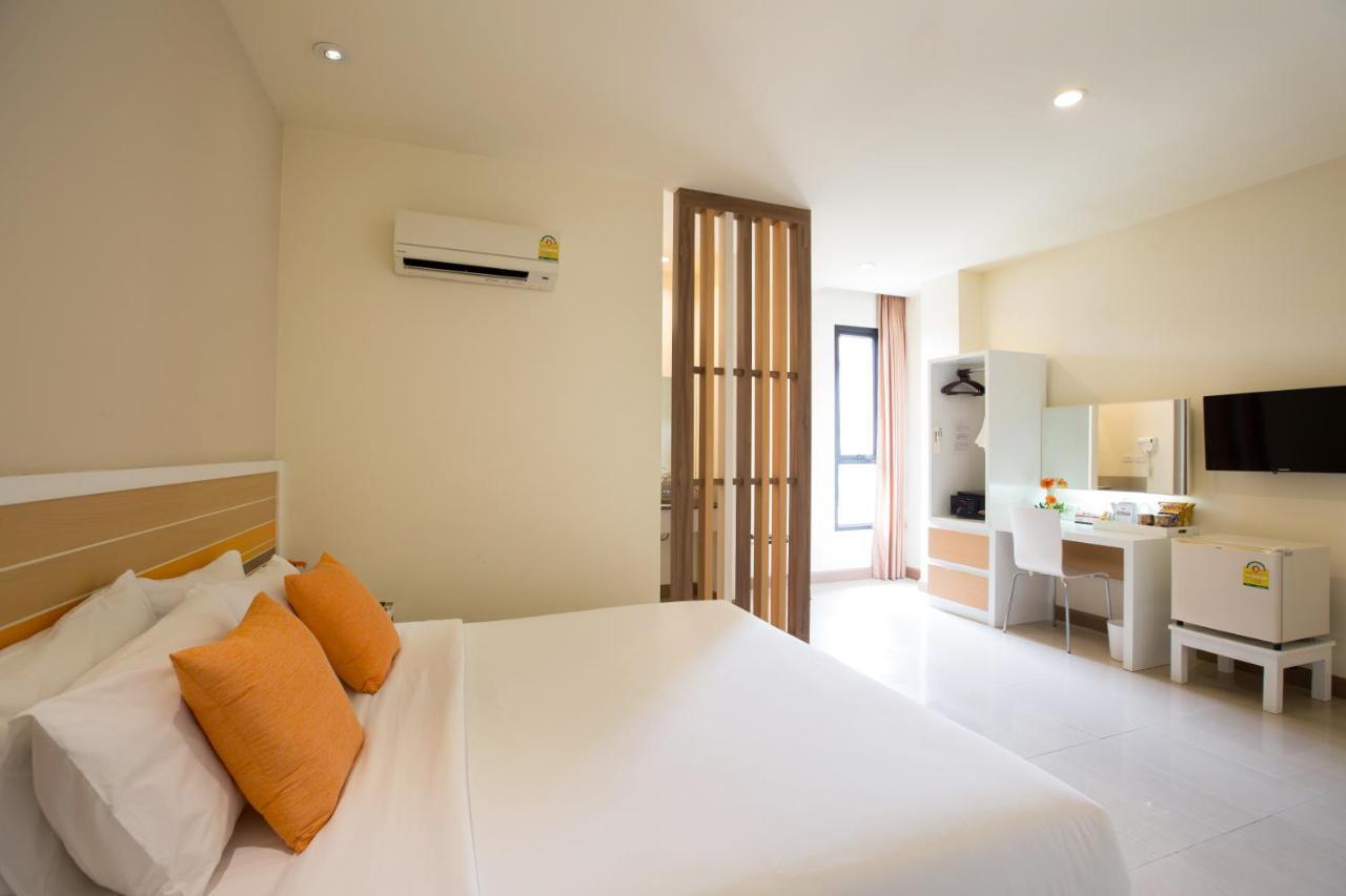 Imm Hotel Thaphae Чиангмай Экстерьер фото