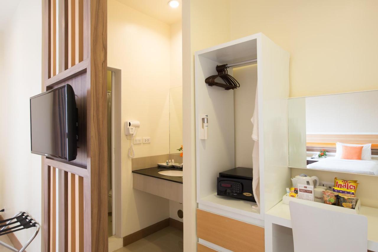 Imm Hotel Thaphae Чиангмай Экстерьер фото